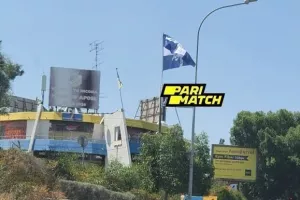 Η επιβλητική νέα σημαία στο Σωματείο ΑΠΟΕΛ (φώτος)