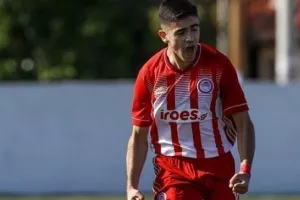 Υπογράφει επαγγελματικό συμβόλαιο με Ολυμπιακό ο Τίτος!