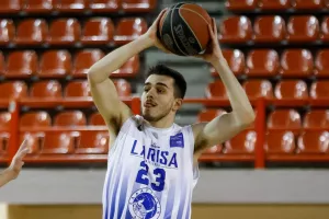 Άφησε ελεύθερο τον Παπαδάκη