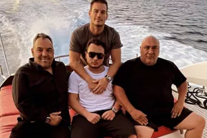 Ο Φανιέρος ετοιμάζεται…