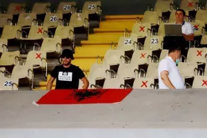 ΦΩΤΟΡΕΠΟΡΤΑΖ από τις κερκίδες του Τσιρείου