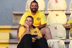 ΦΩΤΟΡΕΠΟΡΤΑΖ από τις κερκίδες του Τσιρείου
