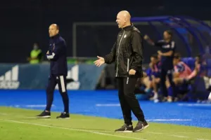 (ΦΩΤΟΣ) Η πρώτη μάχη στο Μάξιμιρ 