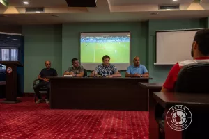 Ο Πάμπος στο πρώτο τετ-α-τετ με τους παίκτες του (φώτος)