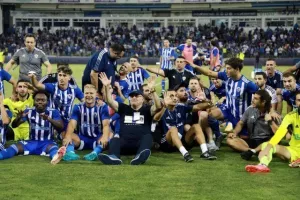 Κάτω... ο Πουλλαΐδης!