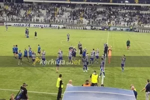 Ο κόσμος αναγνώρισε την προσπάθεια: “Ανόρθωσις-Ανόρθωσις, Τιμούρ-Τιμούρ”