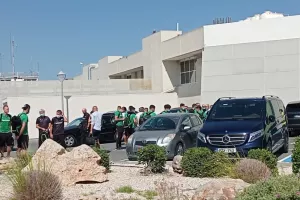 (ΒΙΝΤΕΟ/ΦΩΤΟΣ) Οι Ομονοιάτες αποθέωσαν παίκτες-Μπεργκ, ο Νορβηγός ανταπέδωσε!