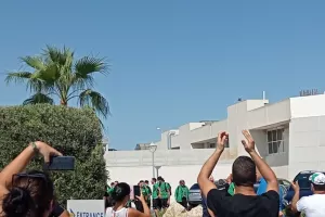 (ΒΙΝΤΕΟ/ΦΩΤΟΣ) Οι Ομονοιάτες αποθέωσαν παίκτες-Μπεργκ, ο Νορβηγός ανταπέδωσε!