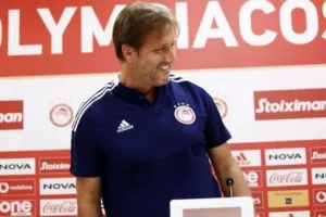 «Οι τρεις πιθανές διατάξεις κόντρα στη Λουντογκόρετς, εκτός ο Μπουχαλάκης»