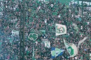 Θύρα 13: Στο πλευρό των πυρόπληκτων με συλλογή ειδών πρώτης ανάγκης