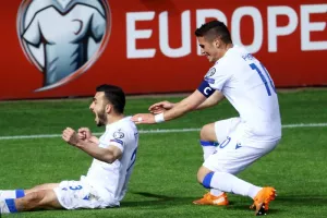 Στο Μάλτα - Κύπρος...