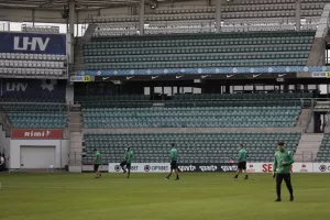 ΦΩΤΟΣ Kerkida/Αναγνωριστική βόλτα στο A. Le Coq Arena
