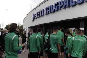 (ΦΩΤΟΣ) Στο στάδιο η Ομόνοια 