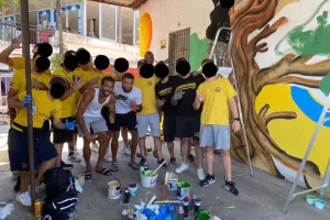 "Ένα" Βοζίνια, Εβόρα με οργανωμένους! 