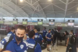 Πετάει για Βιέννη η Ανόρθωση (Φώτος/βίντεο)