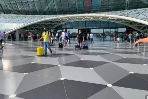 Άφιξη στο Heydar Aliev International Airport (φώτος/βίντεο) 