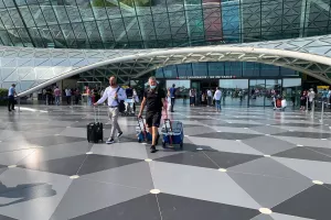 Άφιξη στο Heydar Aliev International Airport (φώτος/βίντεο) 