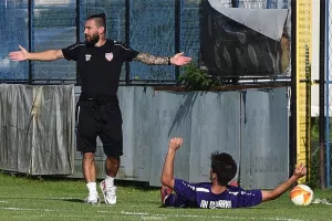 Πράνιτς/ Παραιτήθηκε... με αιχμές 