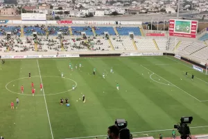 Με Μπασιρού, Λέζιακς η εντεκάδα του Μπεργκ