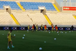 Ένα στην αρχή, ένα στο τέλος και... "γαλαζοκίτρινο" (Φώτος)