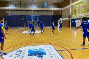 Πρώτη... στην Αθήνα για το ΑΠΟΕΛ 