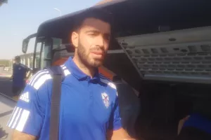 (ΦΩΤΟΣ) Check in και αναχώρηση 