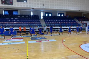Πρώτη... στην Αθήνα για το ΑΠΟΕΛ 