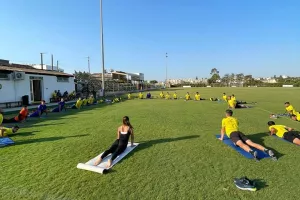 Πρωινή προπόνηση με μάθημα yoga (φώτος)