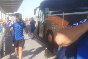 (ΦΩΤΟΣ) Check in και αναχώρηση 