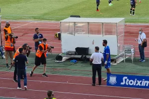 Ο Κίρζης έδωσε φανέλα με το νούμερο 200 στον κάπτεν! (φώτος)