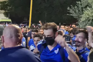 "Πάρτι" των Μαχητών, αποθέωσαν την ομάδα! (βίντεος/φώτος)