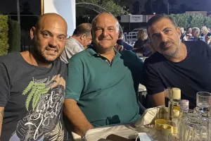 Έξοδος για ισχυρή... τριάδα