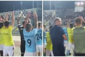 Ανταπέδωσαν... οι παίκτες και "όλε" (βίντεο)