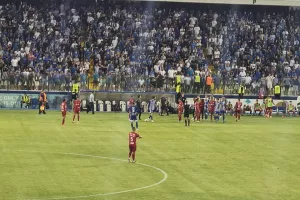 Ένταση στο "ΠΑΠ" και τέσσερις κίτρινες!
