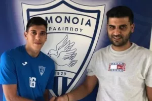 Ανακοίνωσε Κουμπαρή - Ευχαριστίες στην Ανόρθωση