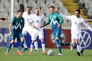 Οριστική εξέλιξη/VAR-Εθνικές ομάδες