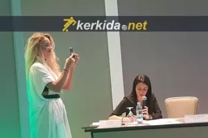 Βαλέρια/Ελένη (Άρης)