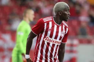 Eντεκάδα με Ονιεκούρου για τον Ολυμπιακό