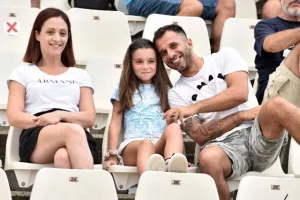 (Φωτορεπορτάζ) Η επιστροφή του κόσμου του ΑΠΟΕΛ στο ΓΣΠ