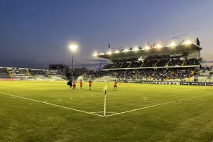 Τελευταίο update... φουλάρει το "ΠΑΠ", sold out σε Ανατολική και Δυτική!