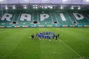 Η προπόνηση στο Weststadion (Βίντεο/Φώτος)