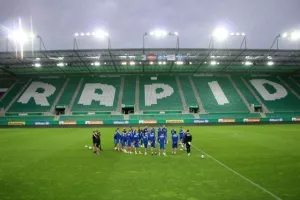 Η προπόνηση στο Weststadion (Βίντεο/Φώτος)