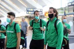 (Νέο φωτορεπορτάζ) Η άφιξη της Ομόνοιας 