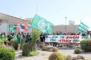 (Νέο φωτορεπορτάζ) Η άφιξη της Ομόνοιας 