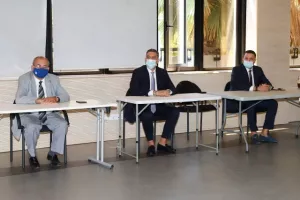 ΦΩΤΟΣ/Τελετή εγκαθίδρυσης νέου Δ.Σ