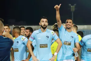 ΦΩΤΟΣ/Το... πάρτι των νικητών