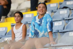 ΦΩΤΟΡΕΠΟΡΤΑΖ/Οι Ανορθωσιάτες στις κερκίδες