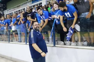 ΦΩΤΟΣ/Πάρτι στα αποδυτήρια και στο γήπεδο!