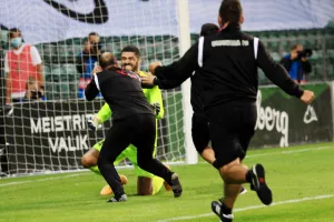 PHOTO STORY/Απόκρουση Φαμπιάνο και ξέσπασμα!