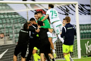 PHOTO STORY/Απόκρουση Φαμπιάνο και ξέσπασμα!